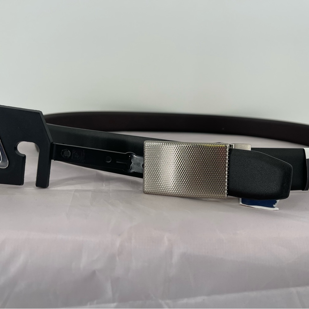 Nike‎ mens reversible belt. Size 42 Black / Brown